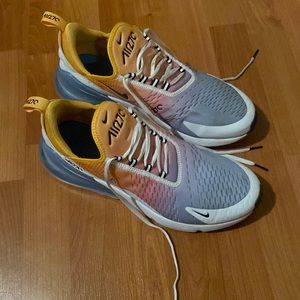 Men’s size 11.5 used Air Max 270 Orange/Purple colorwave